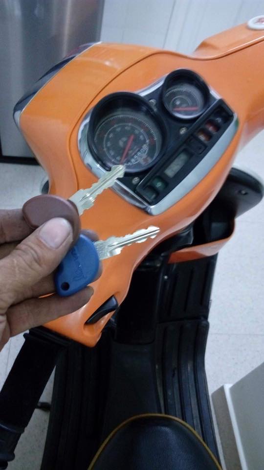 Làm chìa khóa xe Vespa – Khám phá dịch vụ làm chìa khóa chính hãng, an toàn và nhanh chóng tại TPHCM